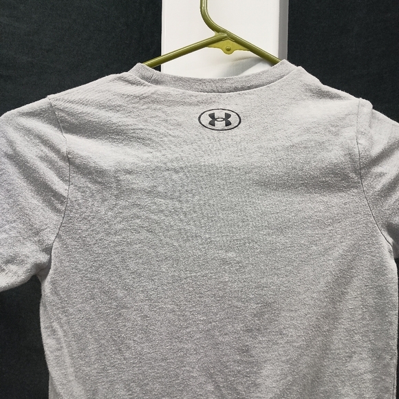 Under Armour Kids Gray T-Shirt - Picture 7 of 13